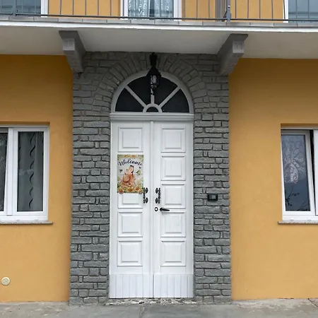 La Tana Di Momo Bed and Breakfast Vezza d'Alba